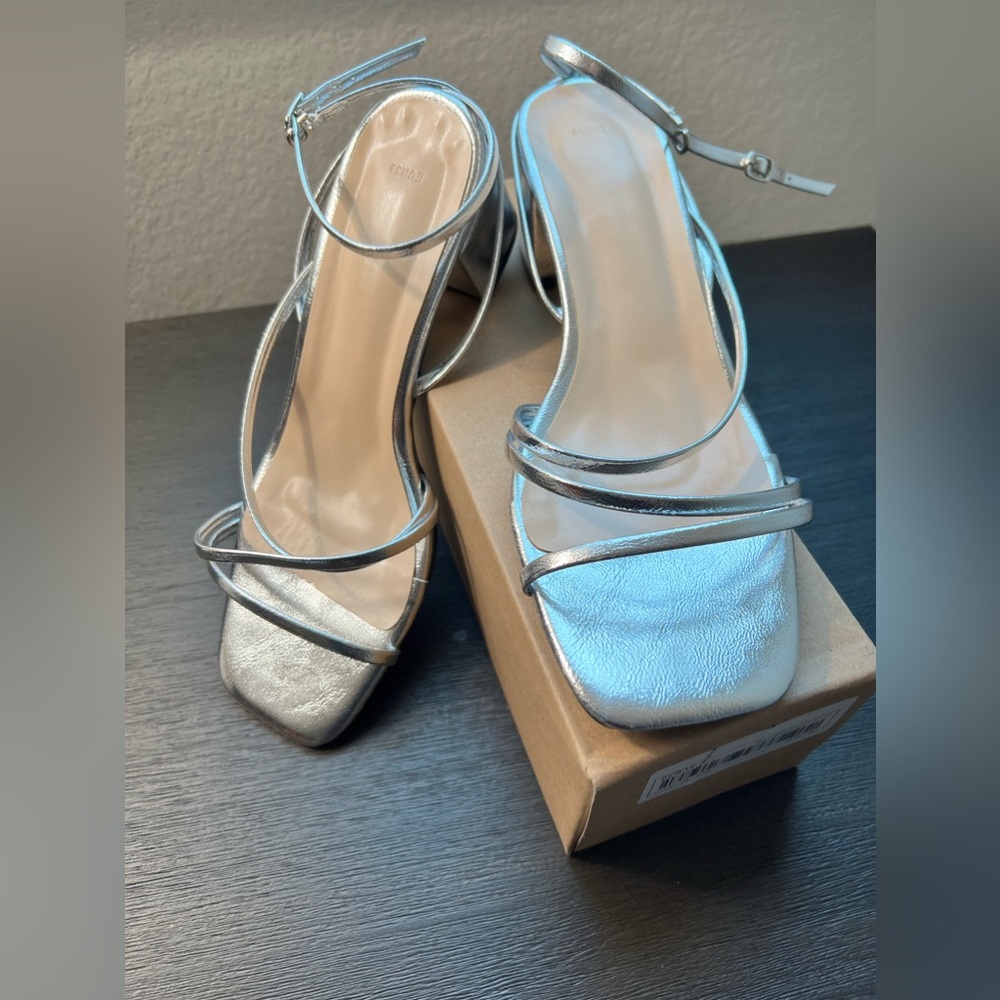 Shein Silver Strappy Sandal with Small Block Heel - Size 7.5 - Never Worn